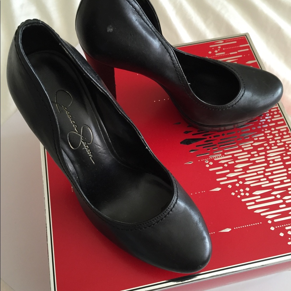 Jessica Simpson Pumps